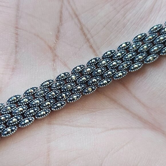 Elgin Bracelet Black Tone Chain Wristband Gold Tone small crystal Accent Sz 6.5 - Picture 6 of 10